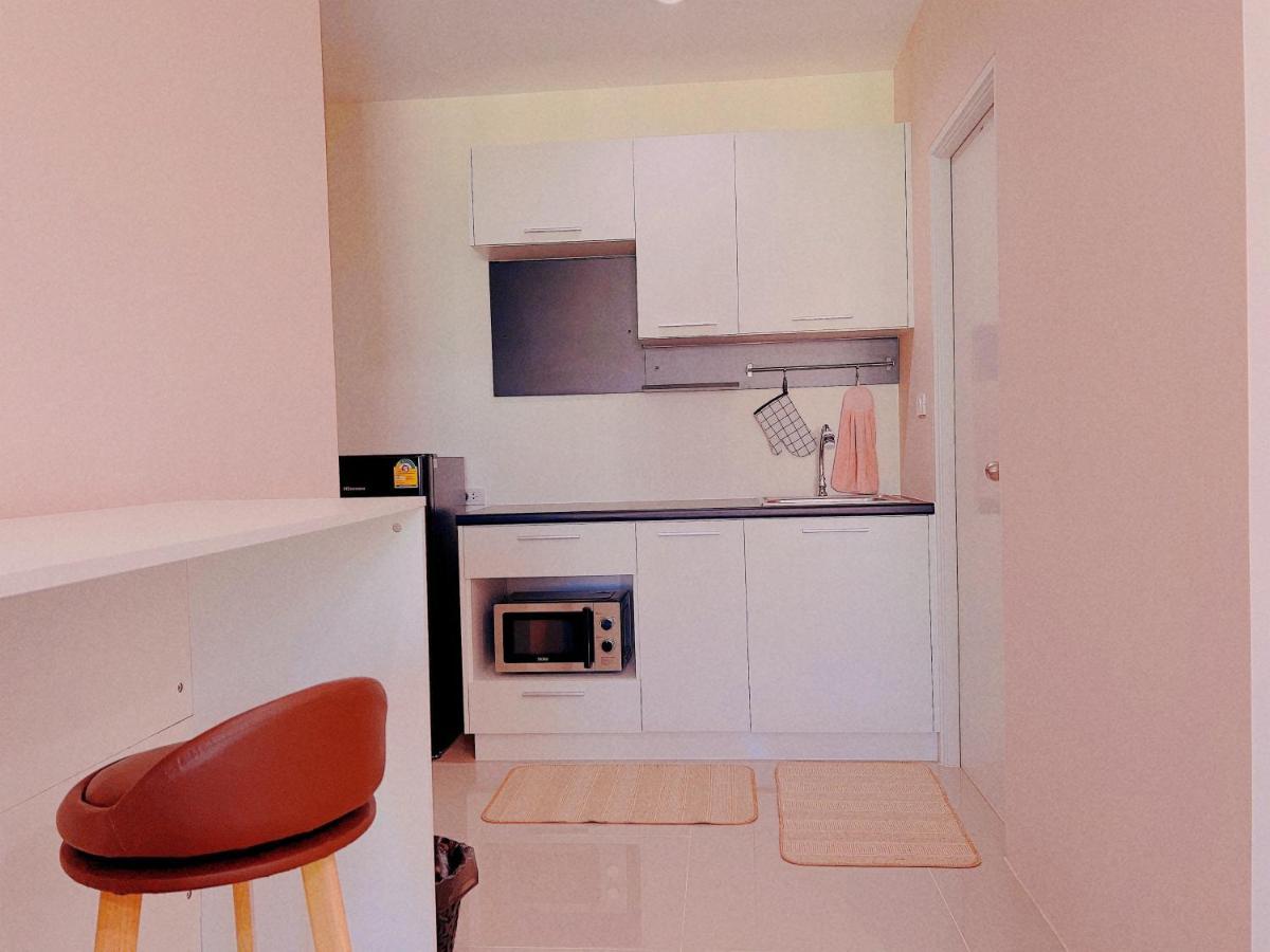 Apartment 29th Floor Studio, Cozy Workplace, Long Stay, Wide Space Bangkok