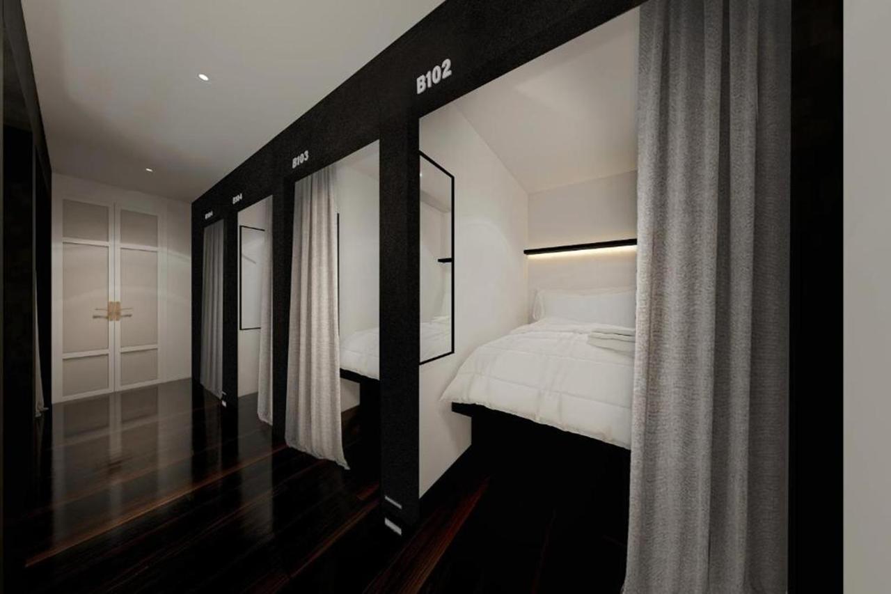 Forgotten Silom Albergue *