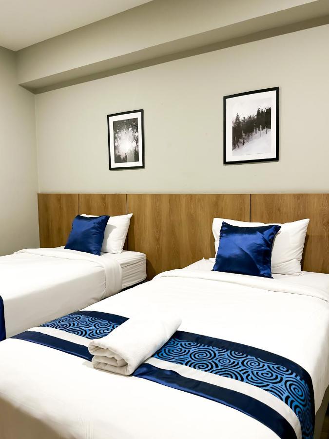 B Sha Certified 4* Bangkok
