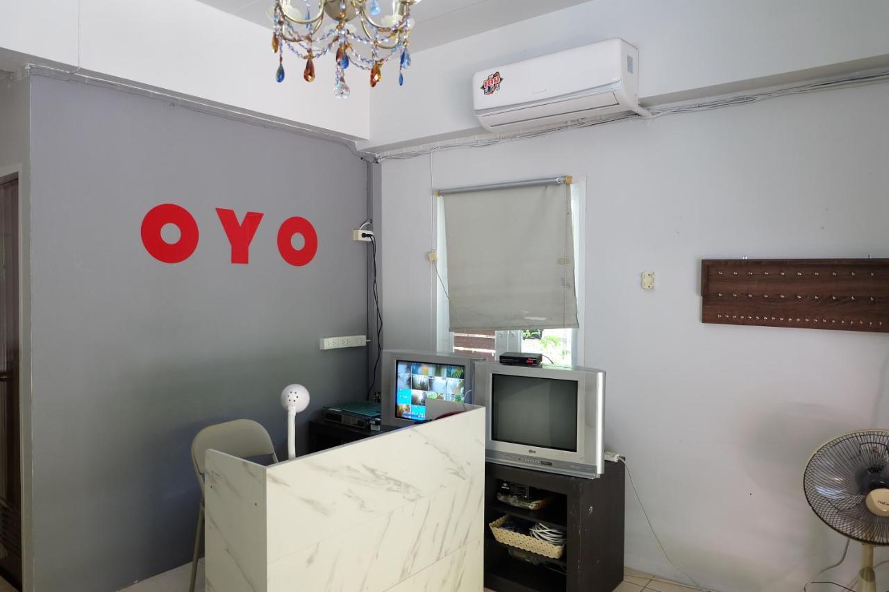 Hotel Oyo 75429 '101 Place Navanakorm' Bangkok