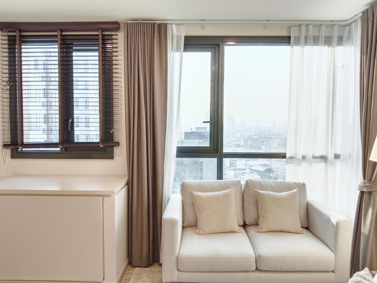 Xt Huaikhwang Apartment Bangkok