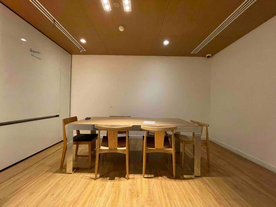 Luxurious In Prime Area Appartement Bangkok