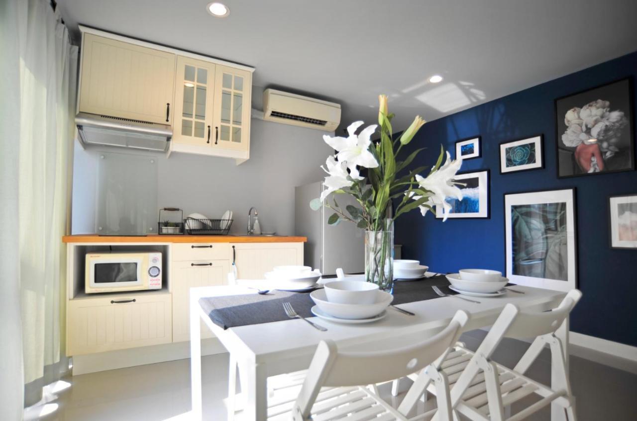 Sukhumvit Boutique : Soi 13/ 10min. From Bts Nana Station Apartment Bangkok