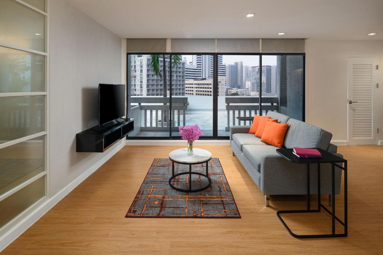 Hotell Parkroyal 4*