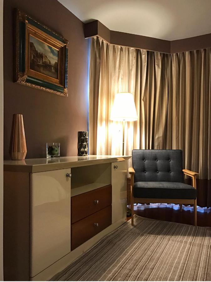 Sukhumvit Boutique : Soi 13/ 10min. From Bts Nana Station Apartment Bangkok