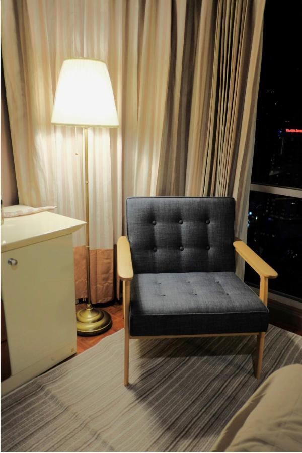 Sukhumvit Boutique : Soi 13/ 10min. From Bts Nana Station Apartment *