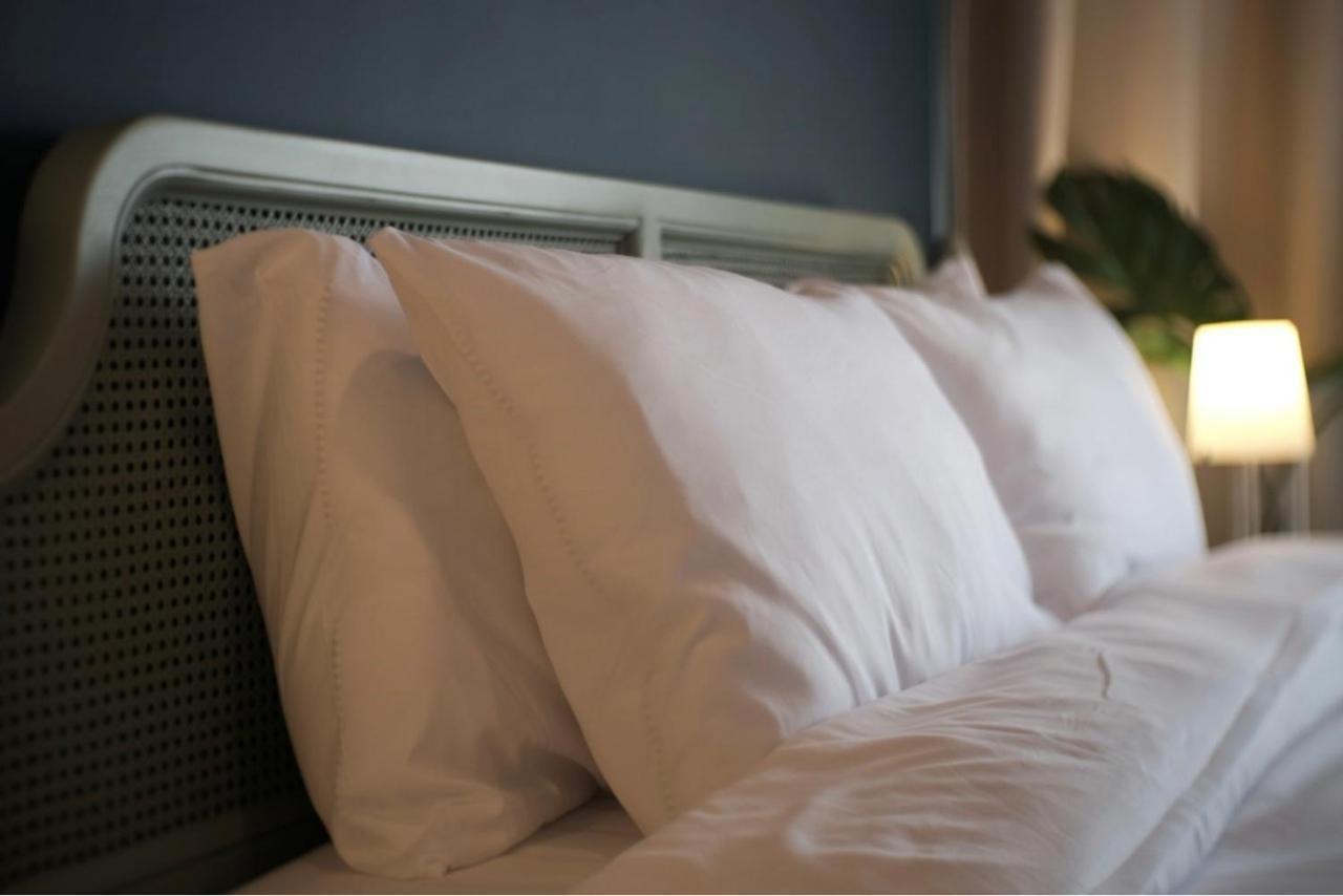 Sukhumvit Boutique : Soi 13/ 10min. From Bts Nana Station Apartment *
