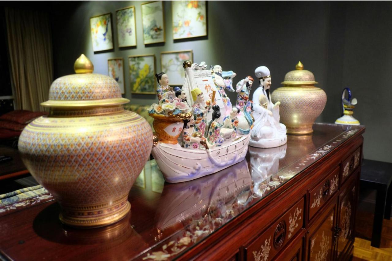 Sukhumvit Boutique : Soi 13/ 10min. From Bts Nana Station Apartment