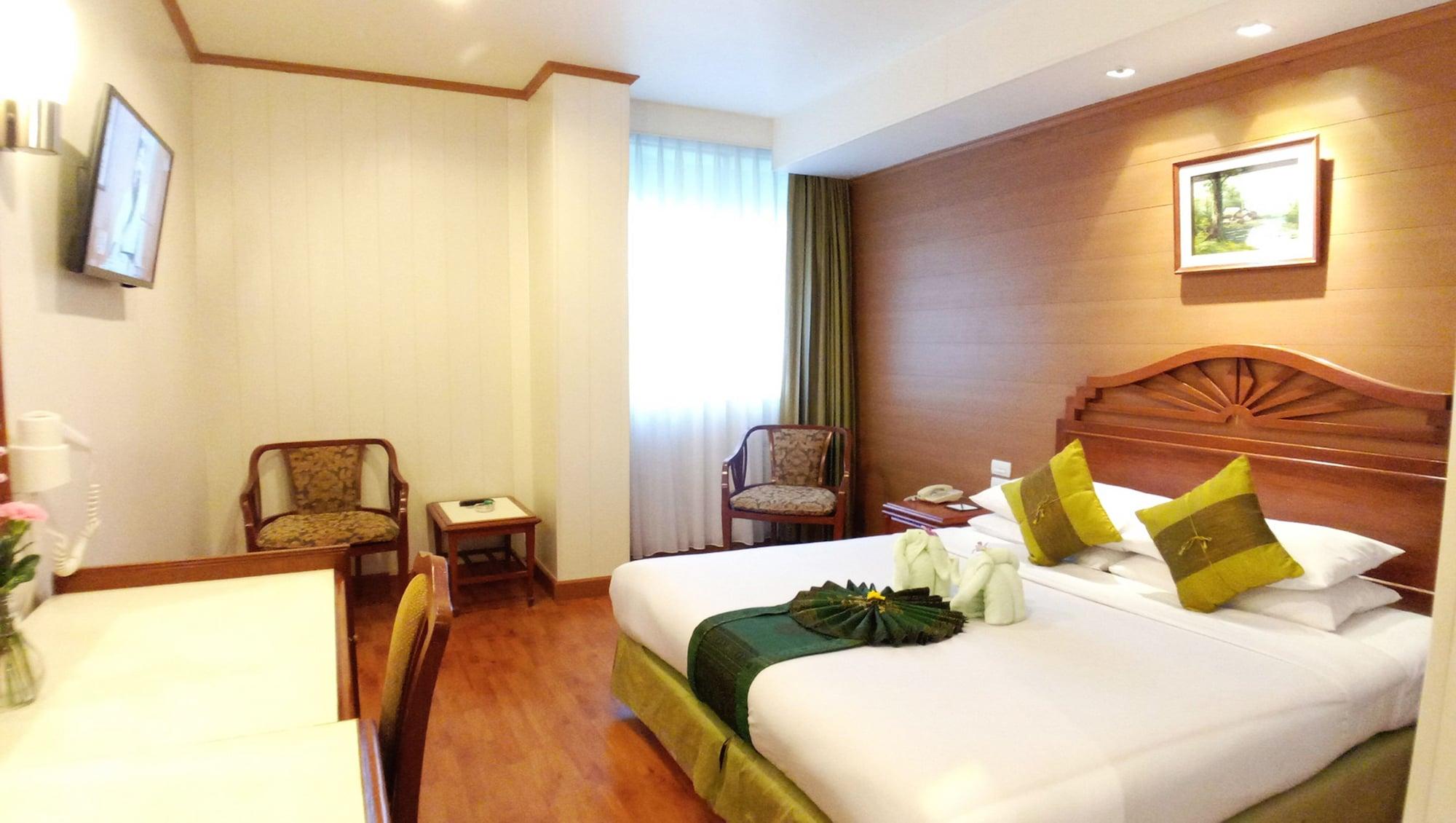 Hotel Centre - Sha Extra
