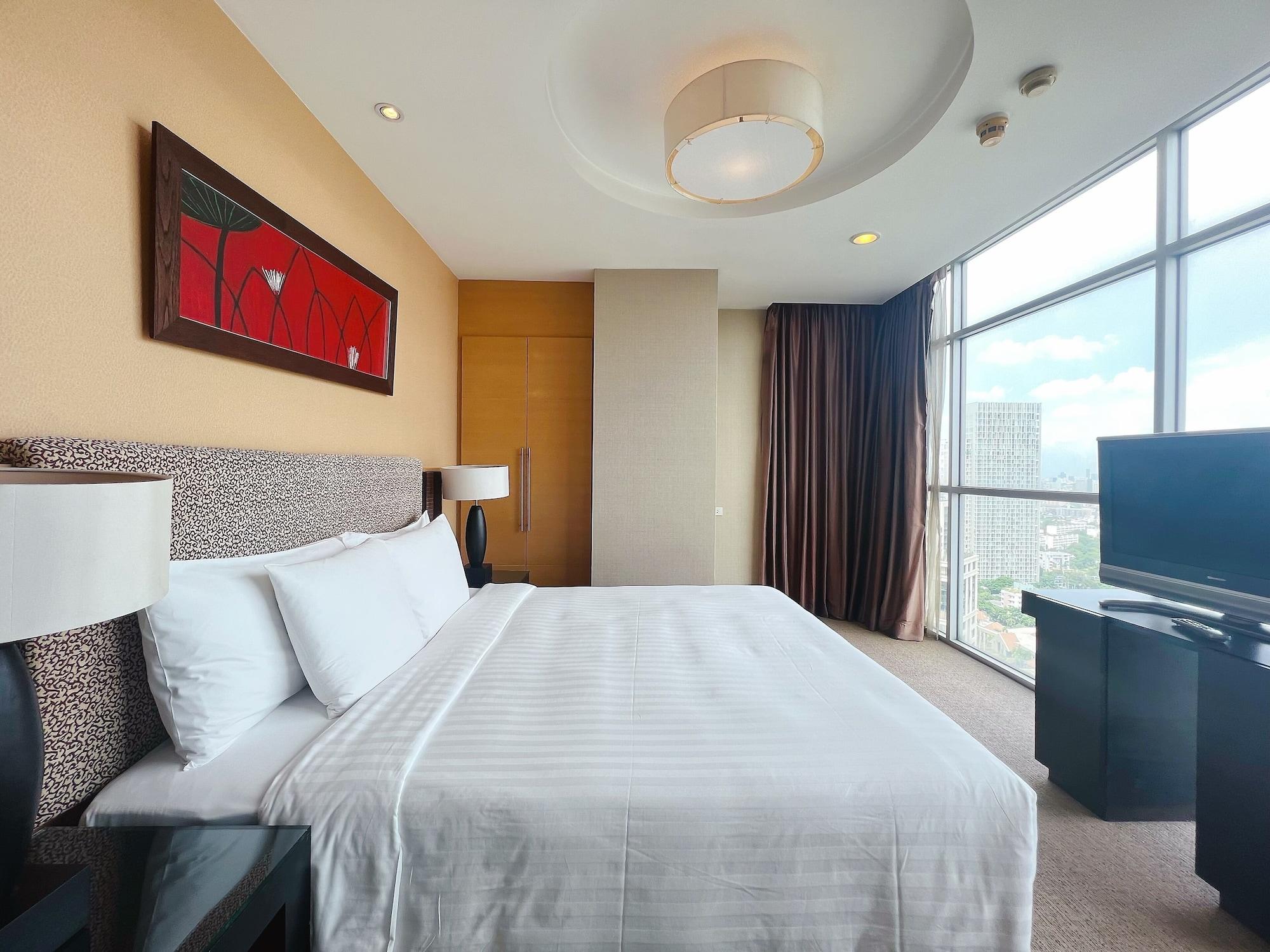 Urbana Sathorn Hotel, Hotell