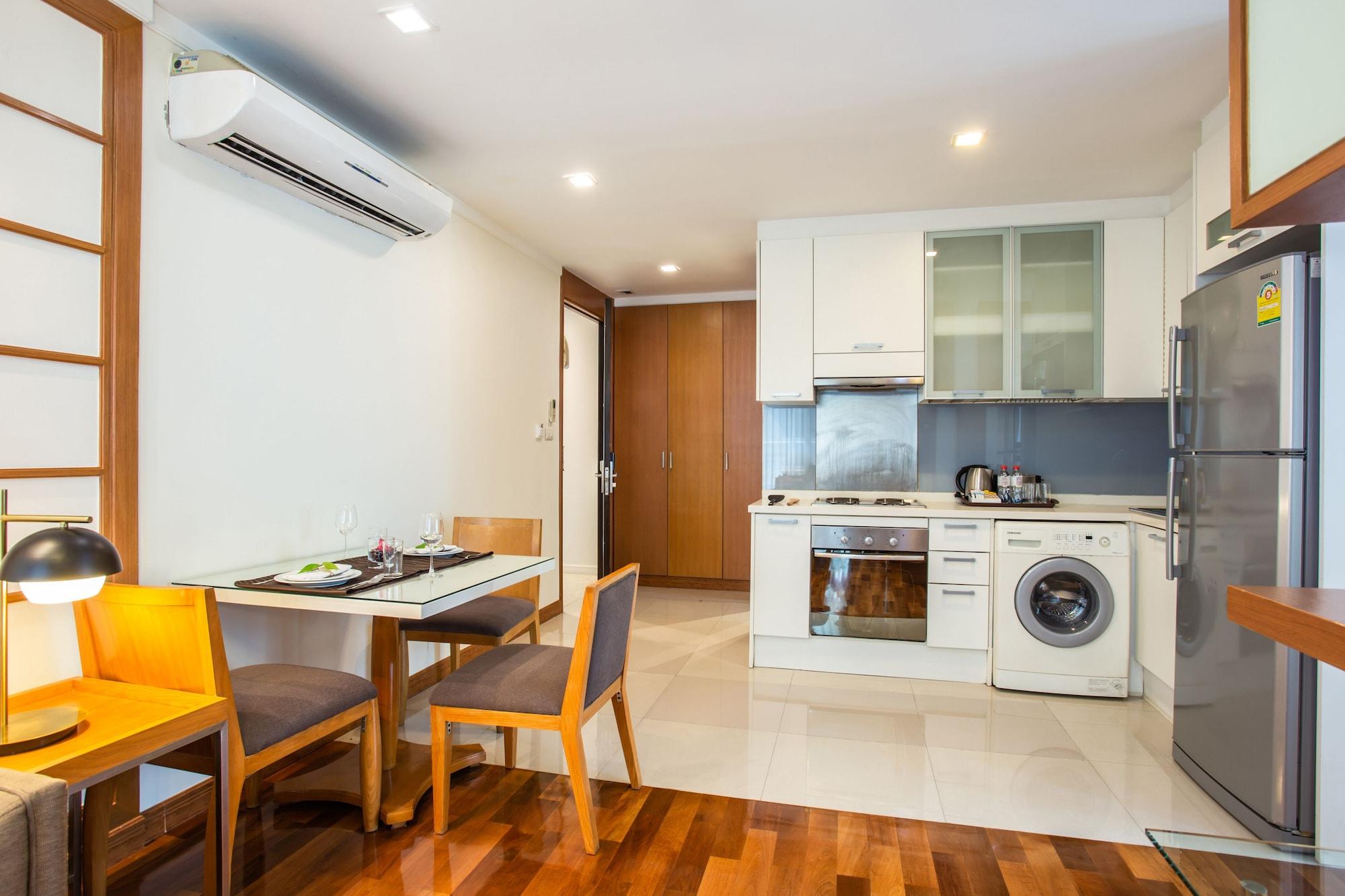 D Varee Montara Thonglor 25