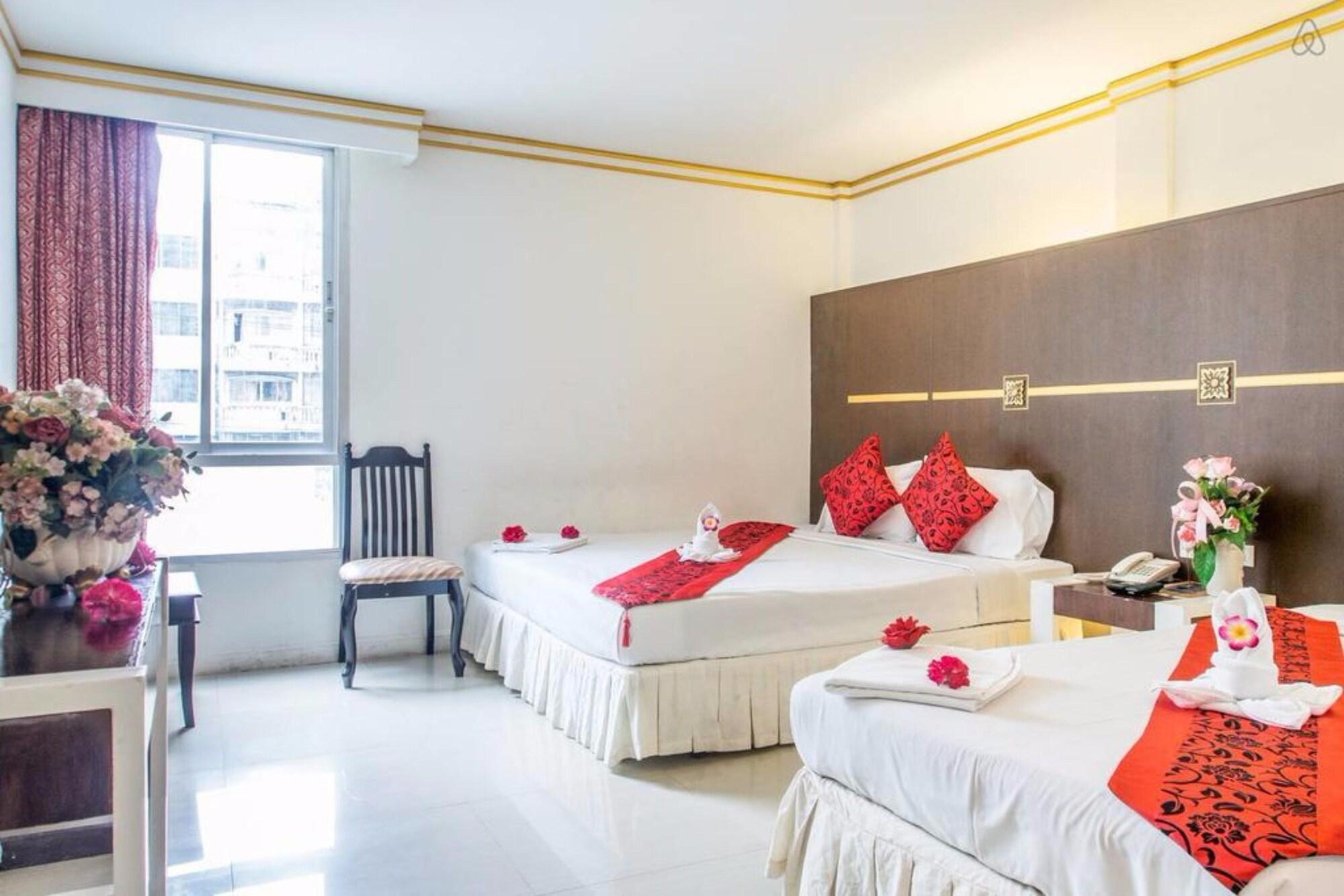 Khurana Inn 3*