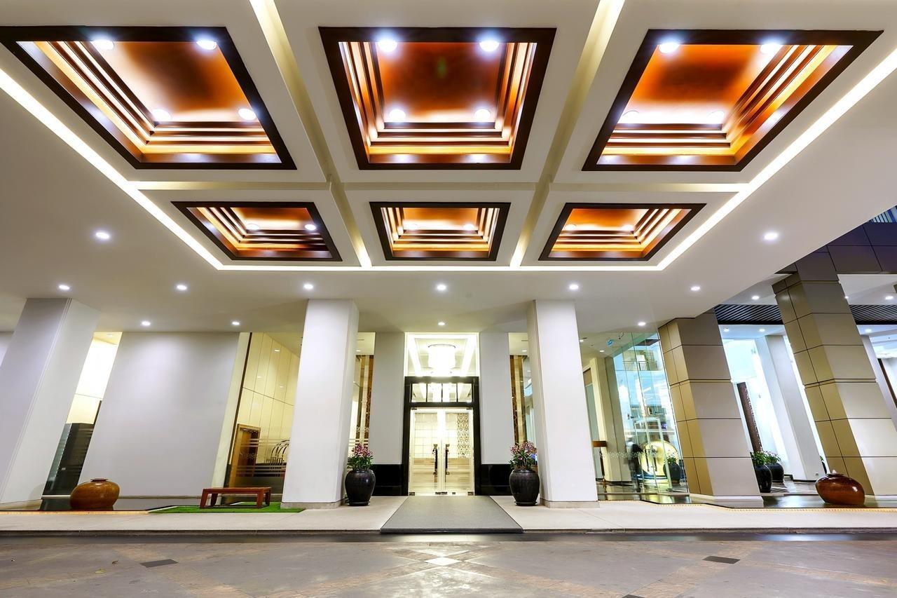 Grande Centre Point Ploenchit Hotel 5*