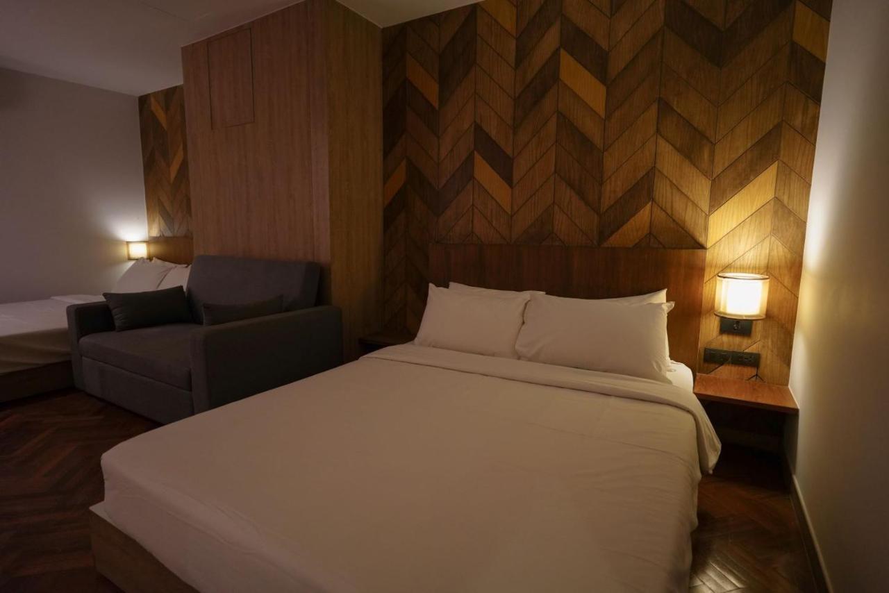 Hostel The Poshtel By Benya Bangkok