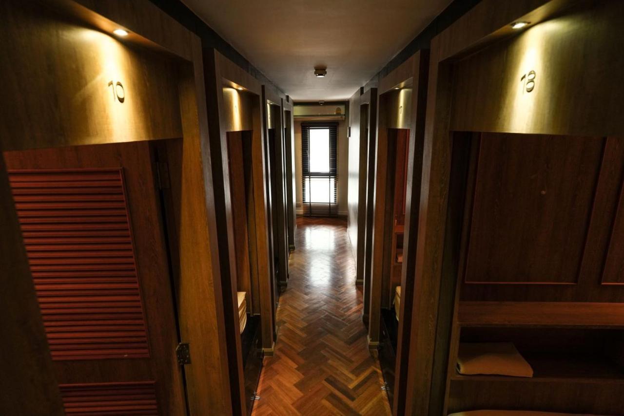 Hostel The Poshtel By Benya Bangkok
