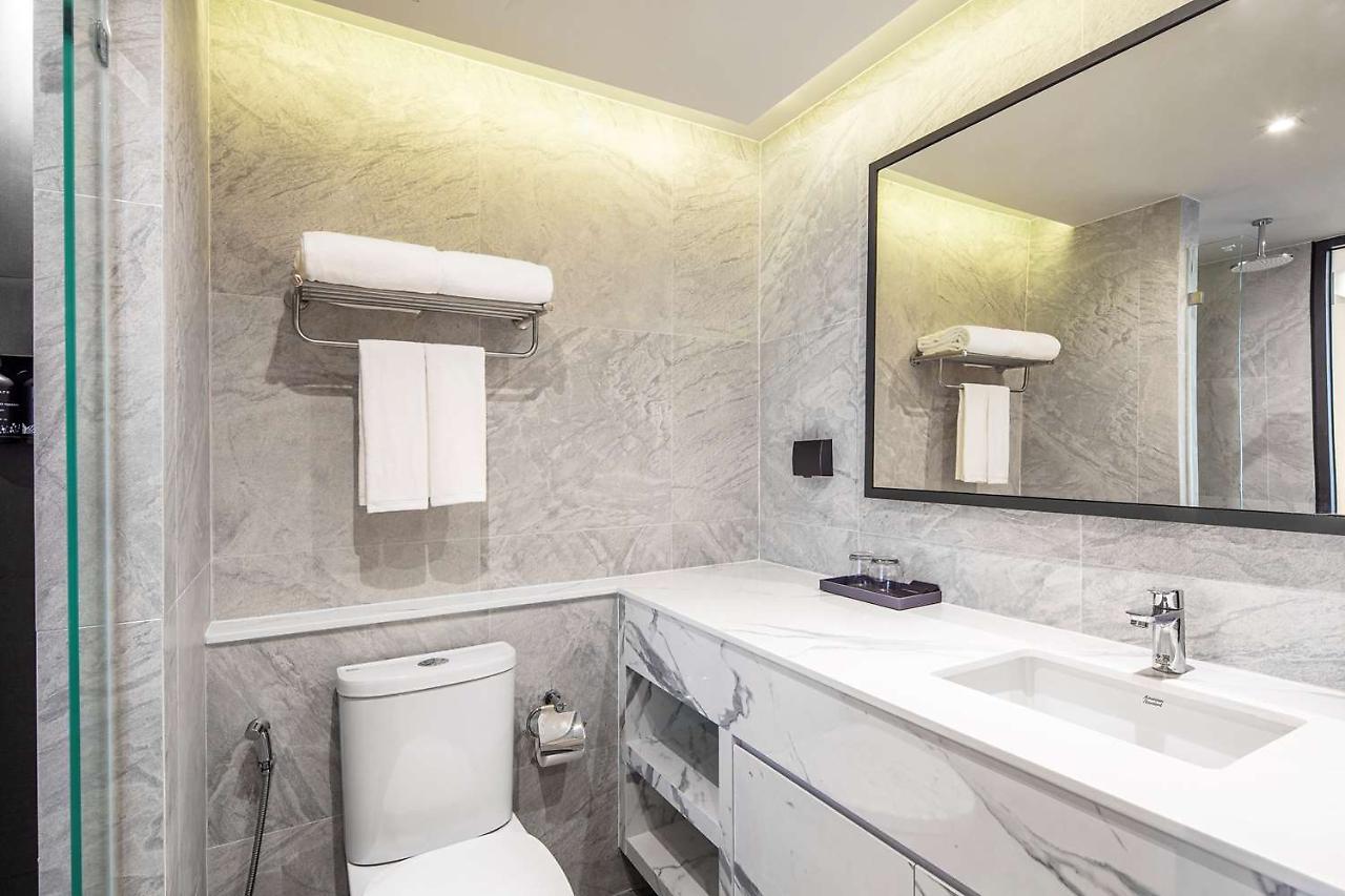 Western Ratchada Hotell