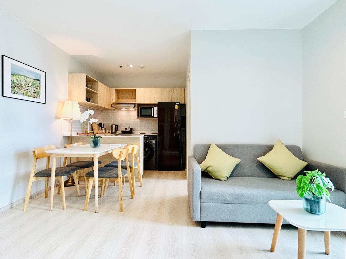 Nue Noble Srinakarin Apartamento