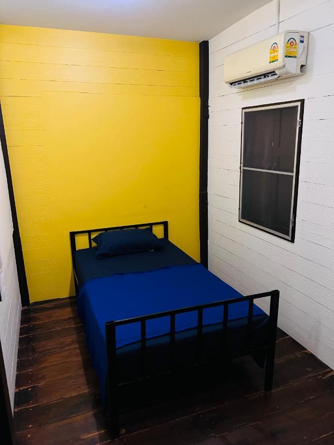 Hostel 146 Canal *