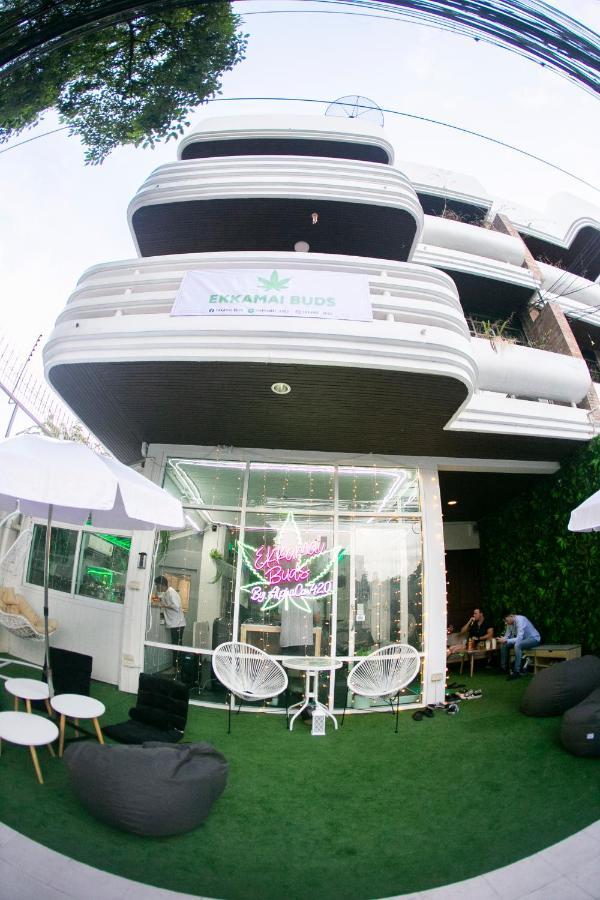 420 - Ekkamai Buds & Beds Asrama *