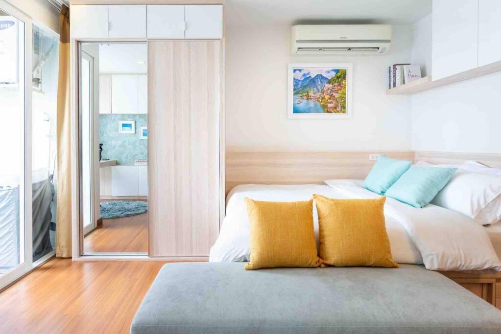 Apartamento Comfy Close To Bkk Airport, Workspace, Food Marts, Quiet Place To