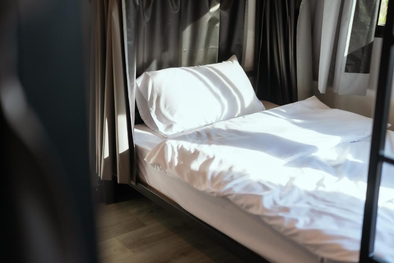 Asrama 420 - Ekkamai Buds & Beds *