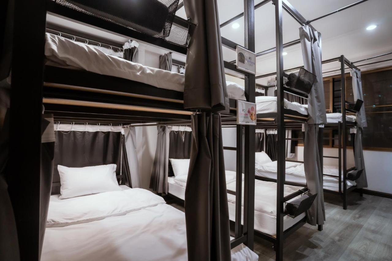 420 - Ekkamai Buds & Beds Bangkok