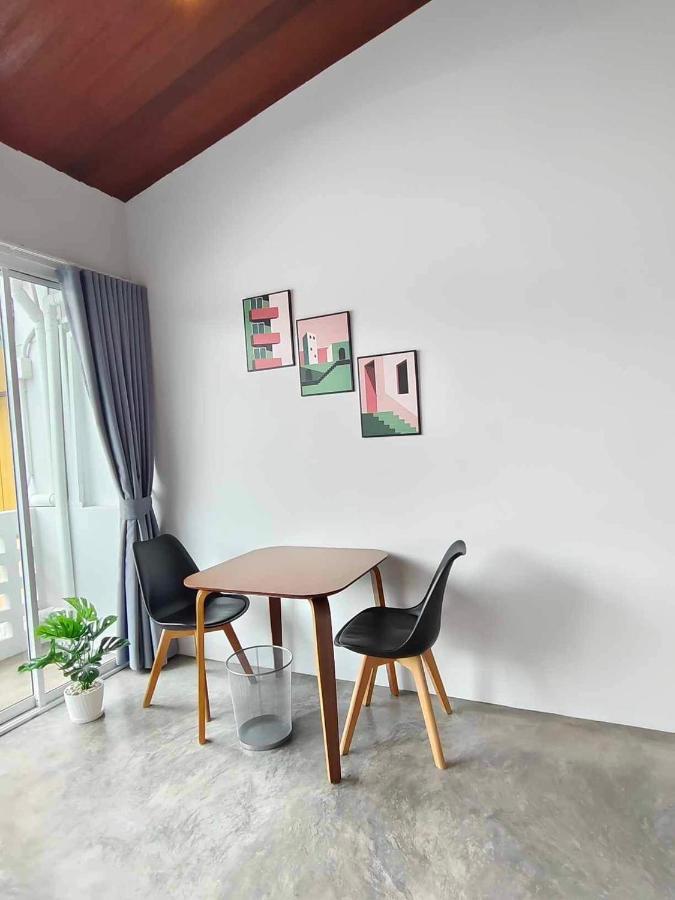Mr Black & Ms White -self Check In Appartement Bangkok