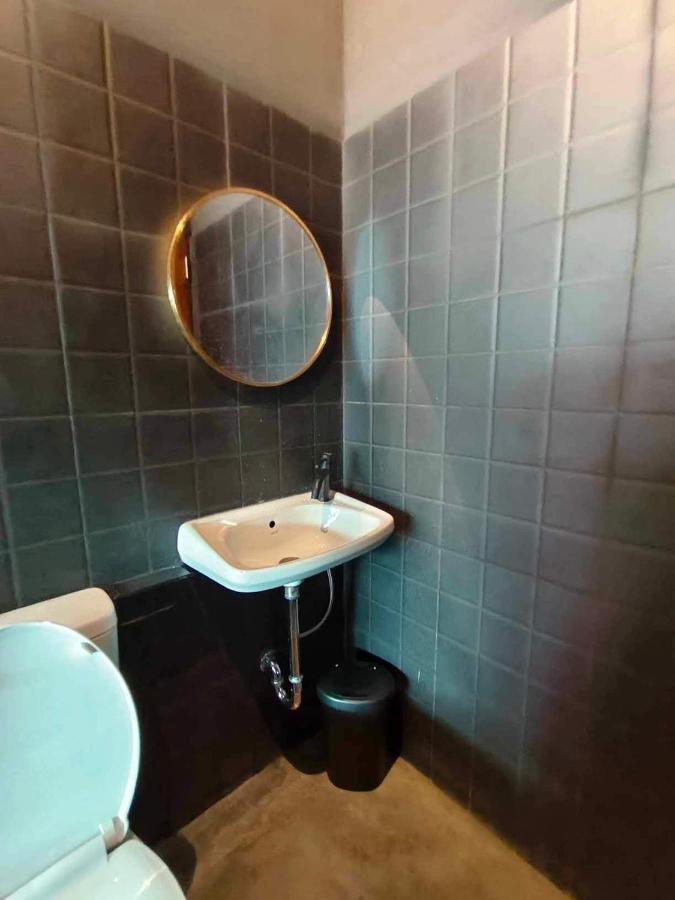 Mr Black & Ms White -self Check In Appartement Bangkok