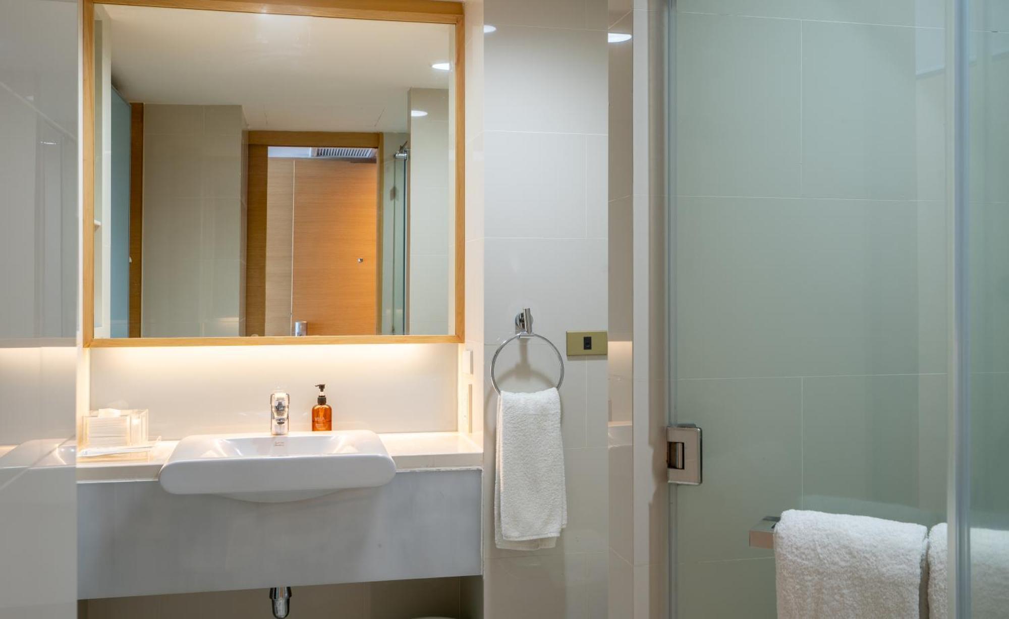 Vela Dhi Glow Pratunam Hotell