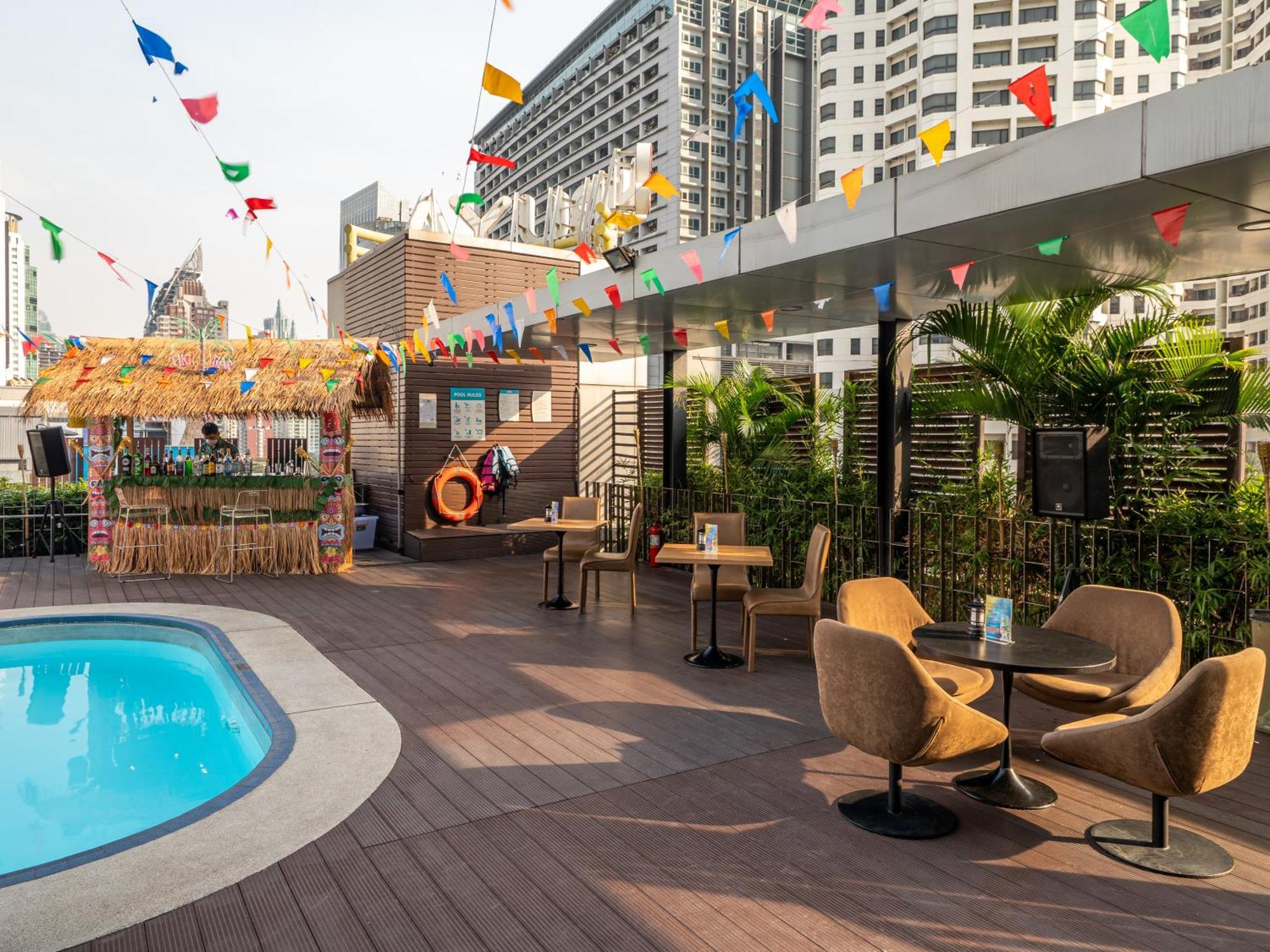 Vela Dhi Glow Pratunam Hotell
