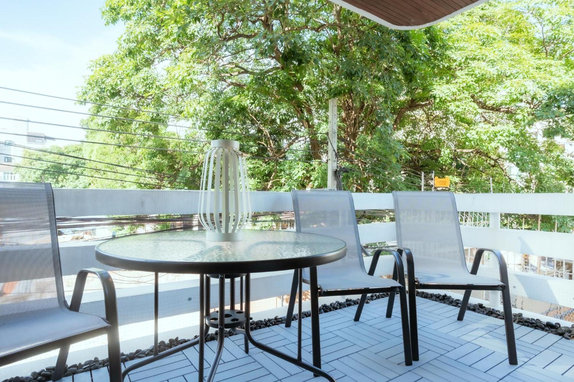 420 - Ekkamai Buds & Beds Asrama Bangkok