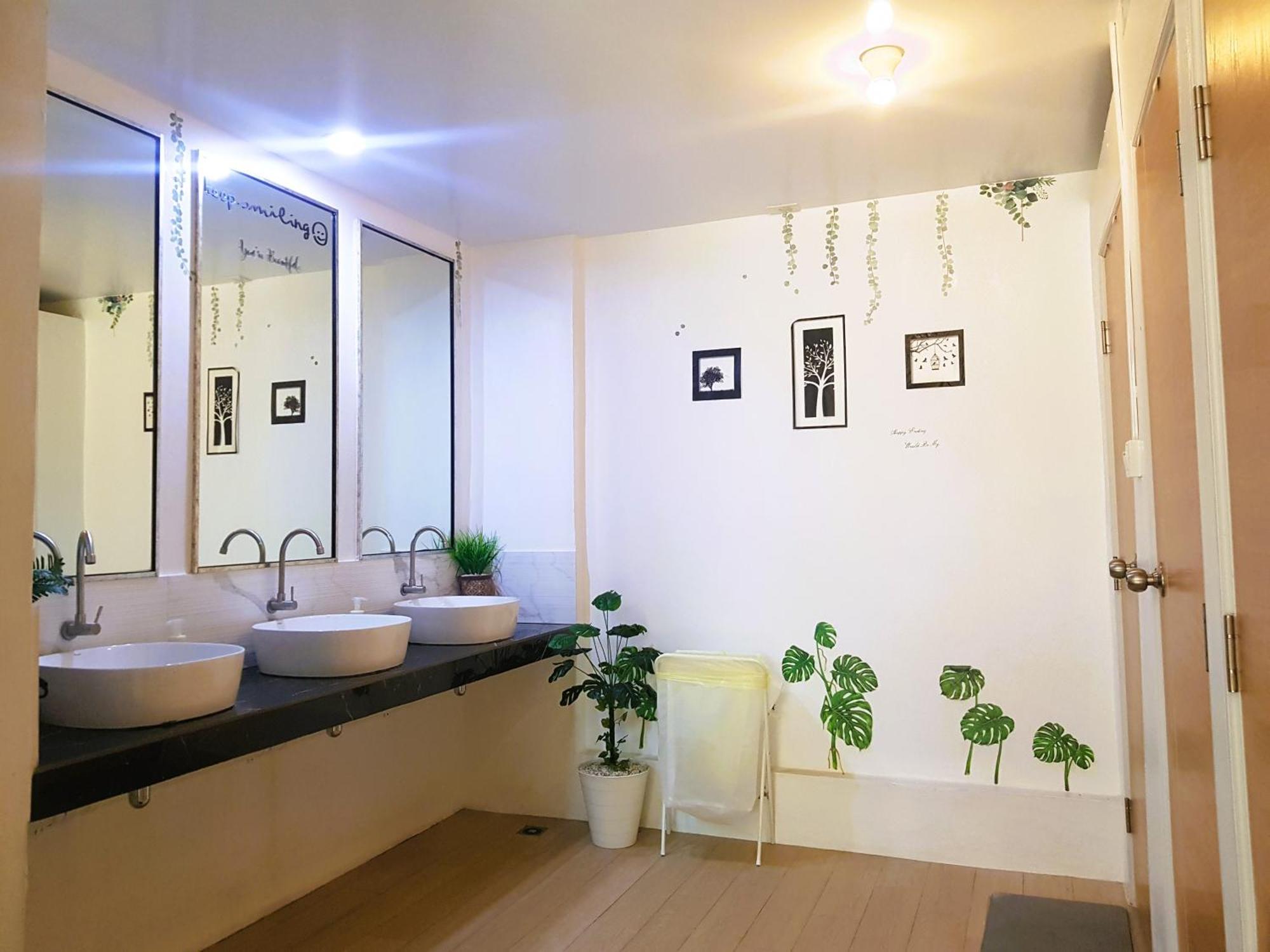Club House 124 Near Suvarnabhumi, Bkk Airport Pangsapuri *