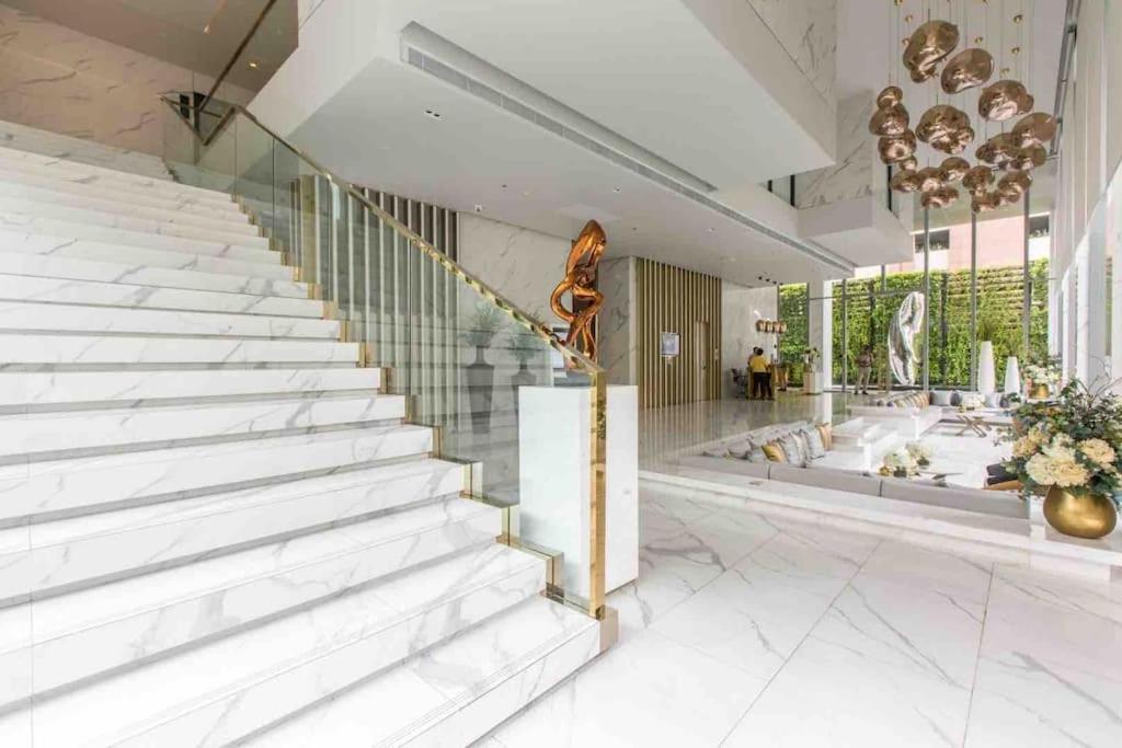 Appartamento Hyde Sukhumvit 11 Nana & Five House *