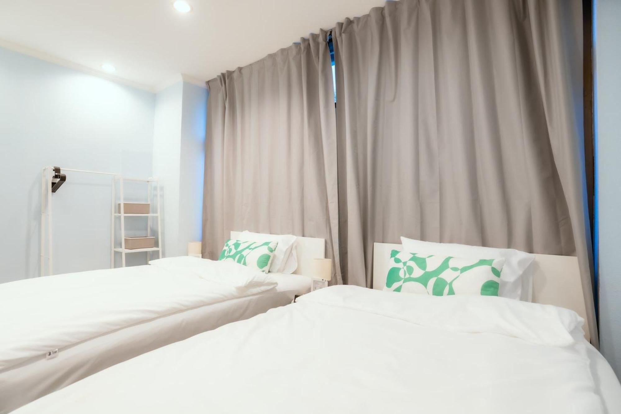 Asrama 420 - Ekkamai Buds & Beds