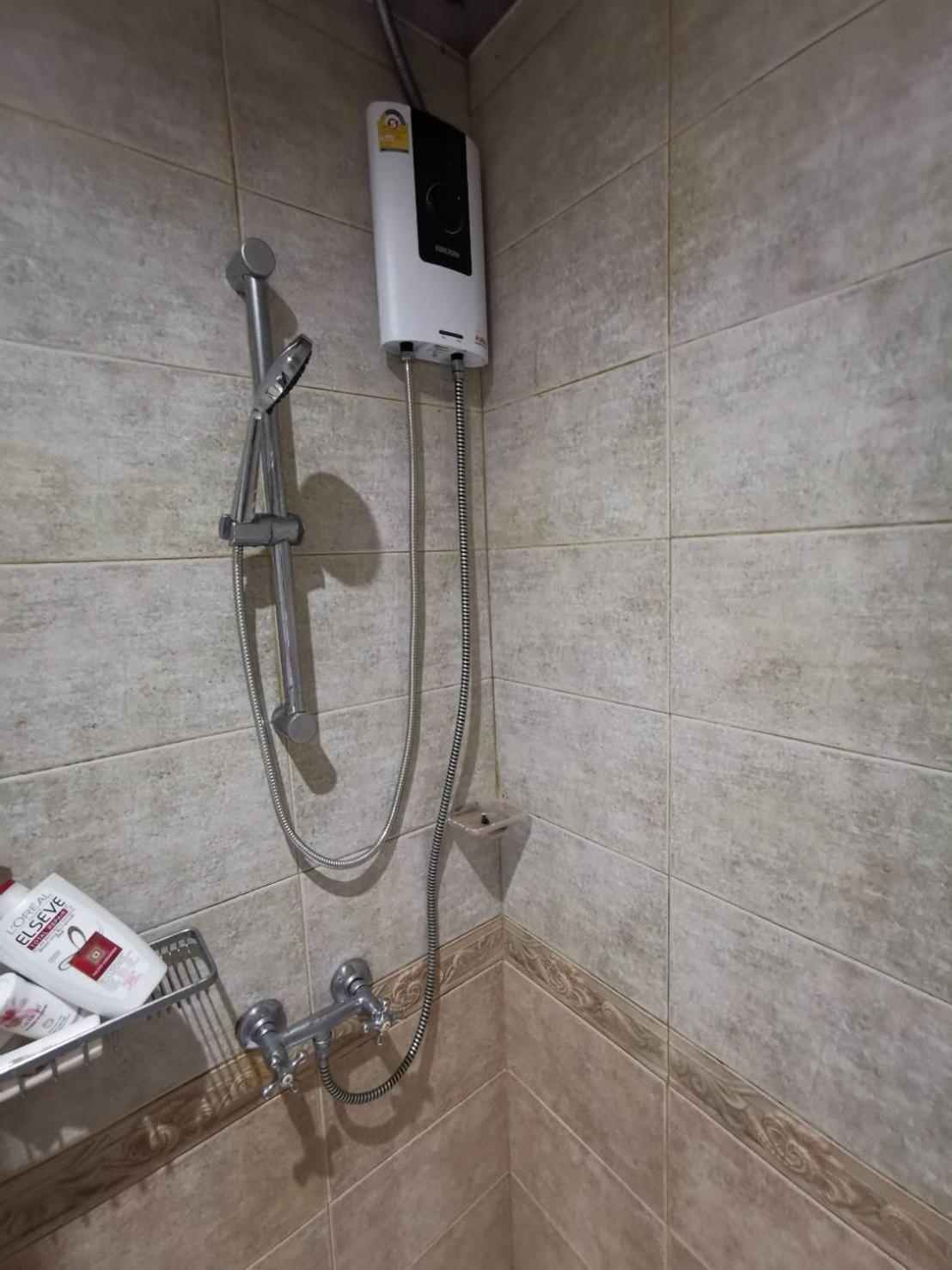 Apartment Cozy 1br Walk To Bts And Airport Rail Link Close To Malls G7 *