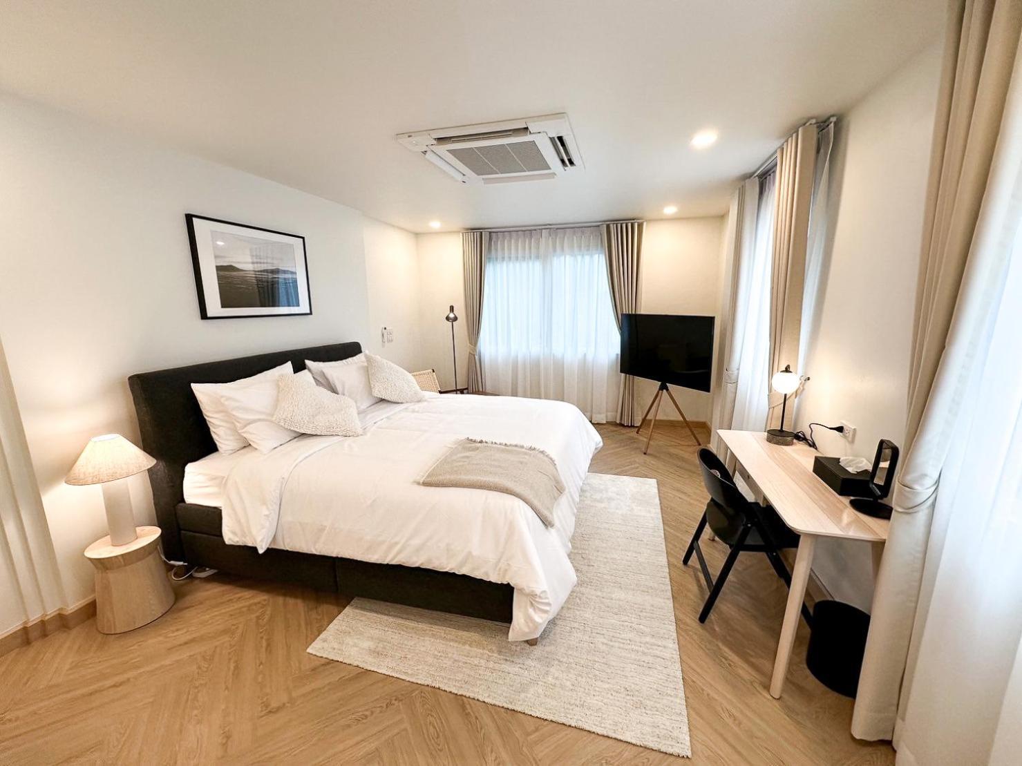 Upscale 3-bedroom 3-bathroom 1 Min To Bts Prompong Apartamento *