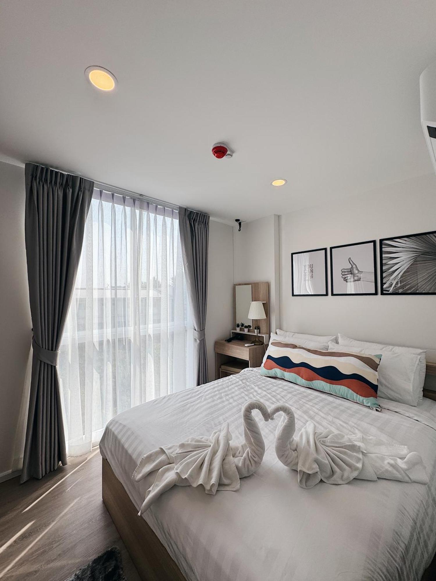 Chateau In-town Ratchayothin Bts Bangkok