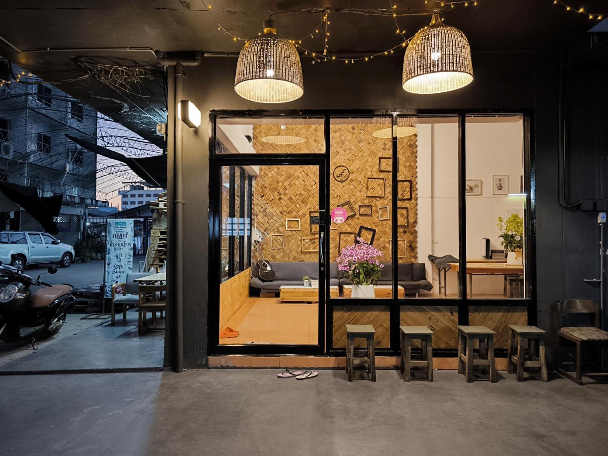 Youyen Hostal Bangkok
