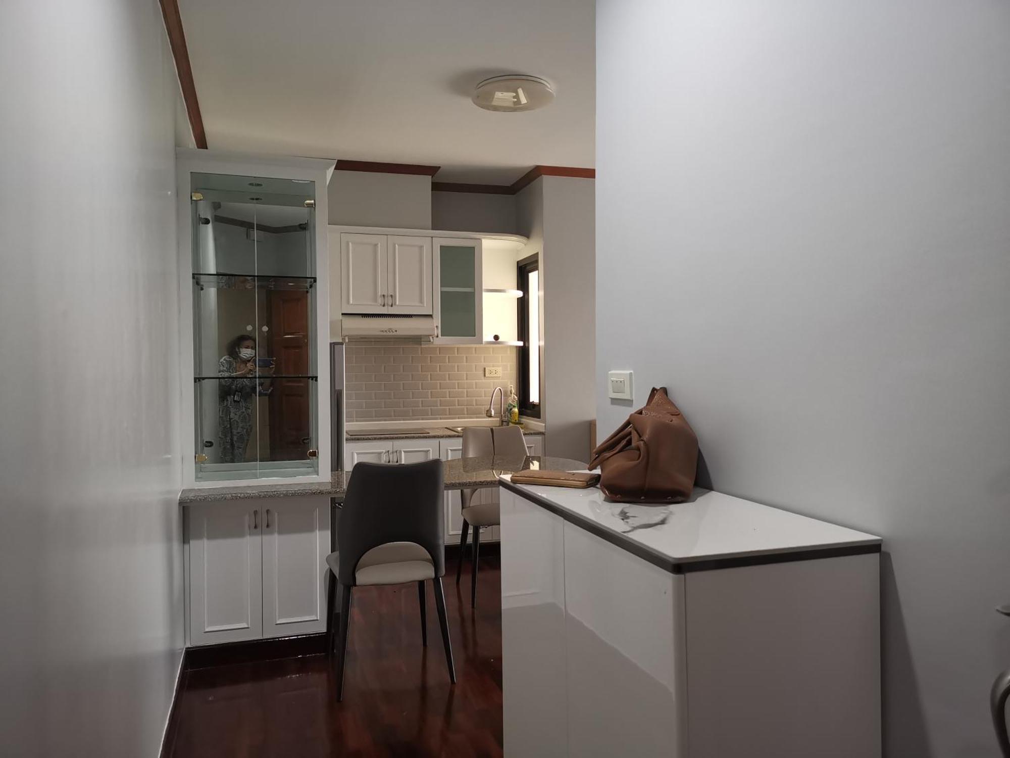 Cozy 1br Walk To Bts And Airport Rail Link Close To Malls G7 Apartment