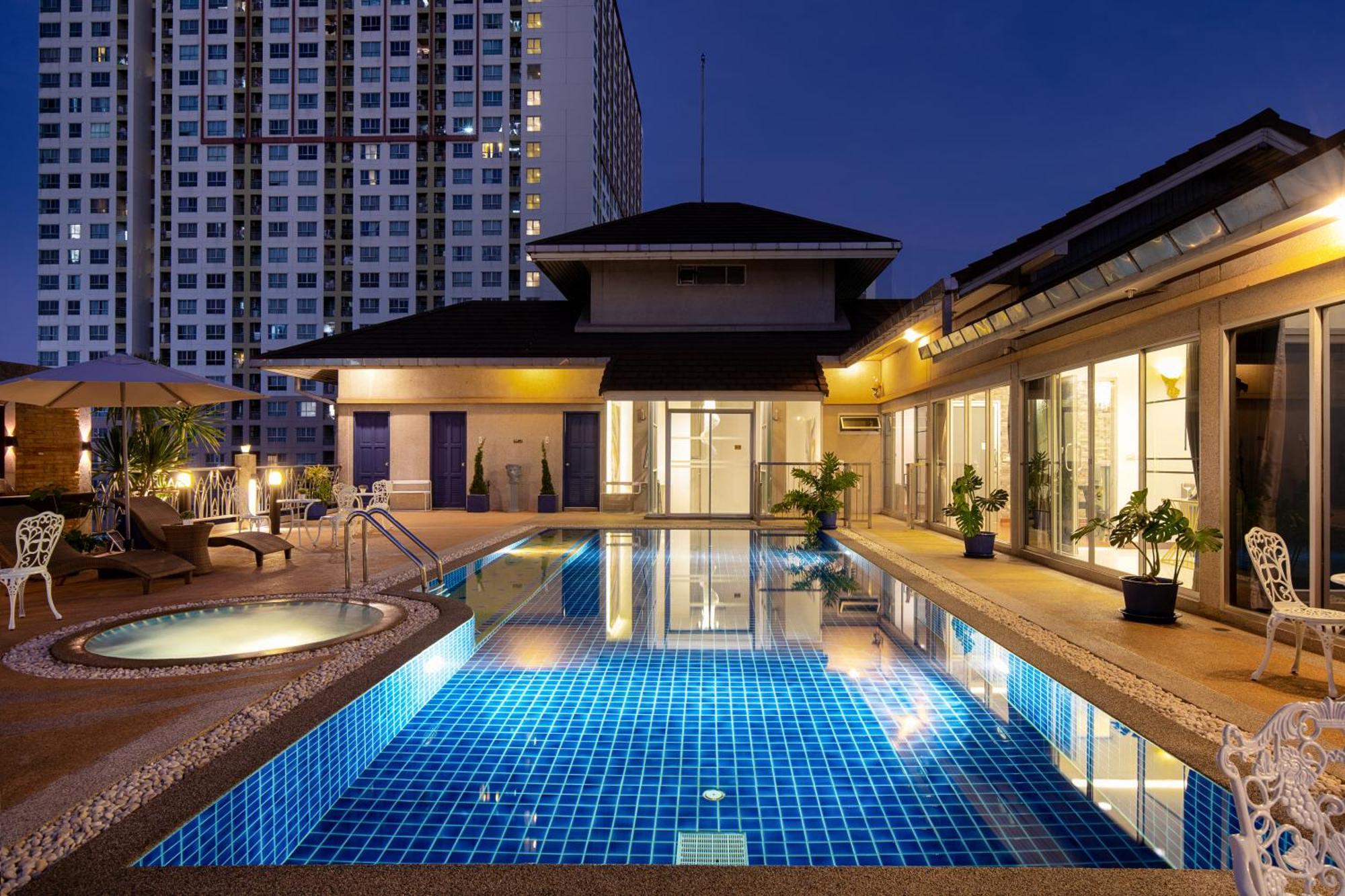 Khách sạn hẻo lánh Capitel Rama 4