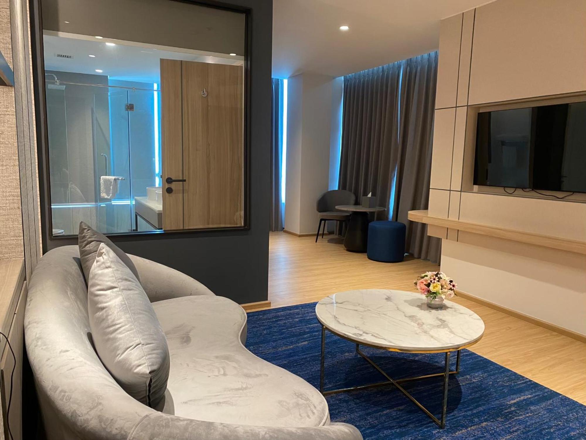 Hotel Miracle Grand Convenciones