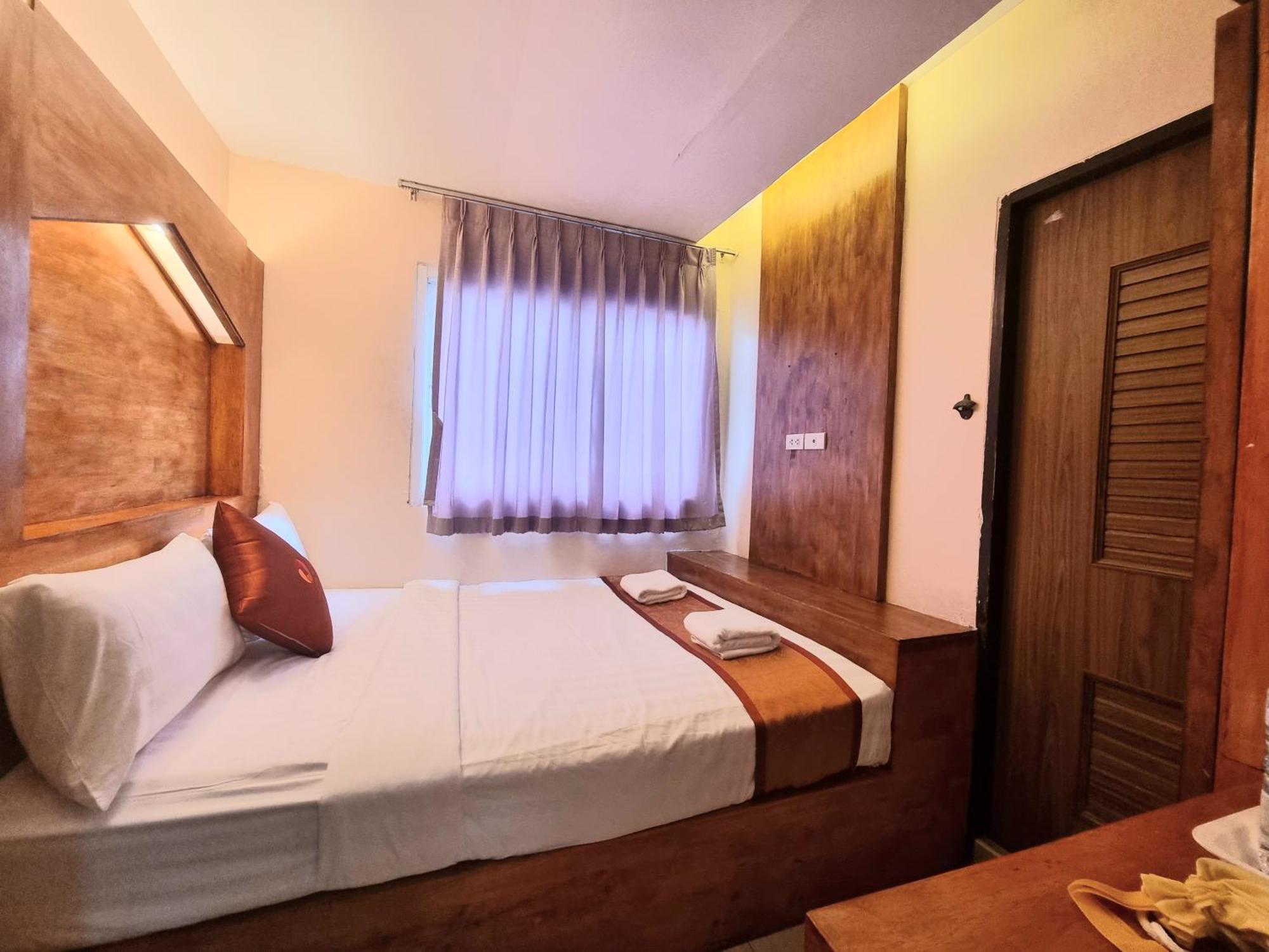 Hotel Cozi Hotel,