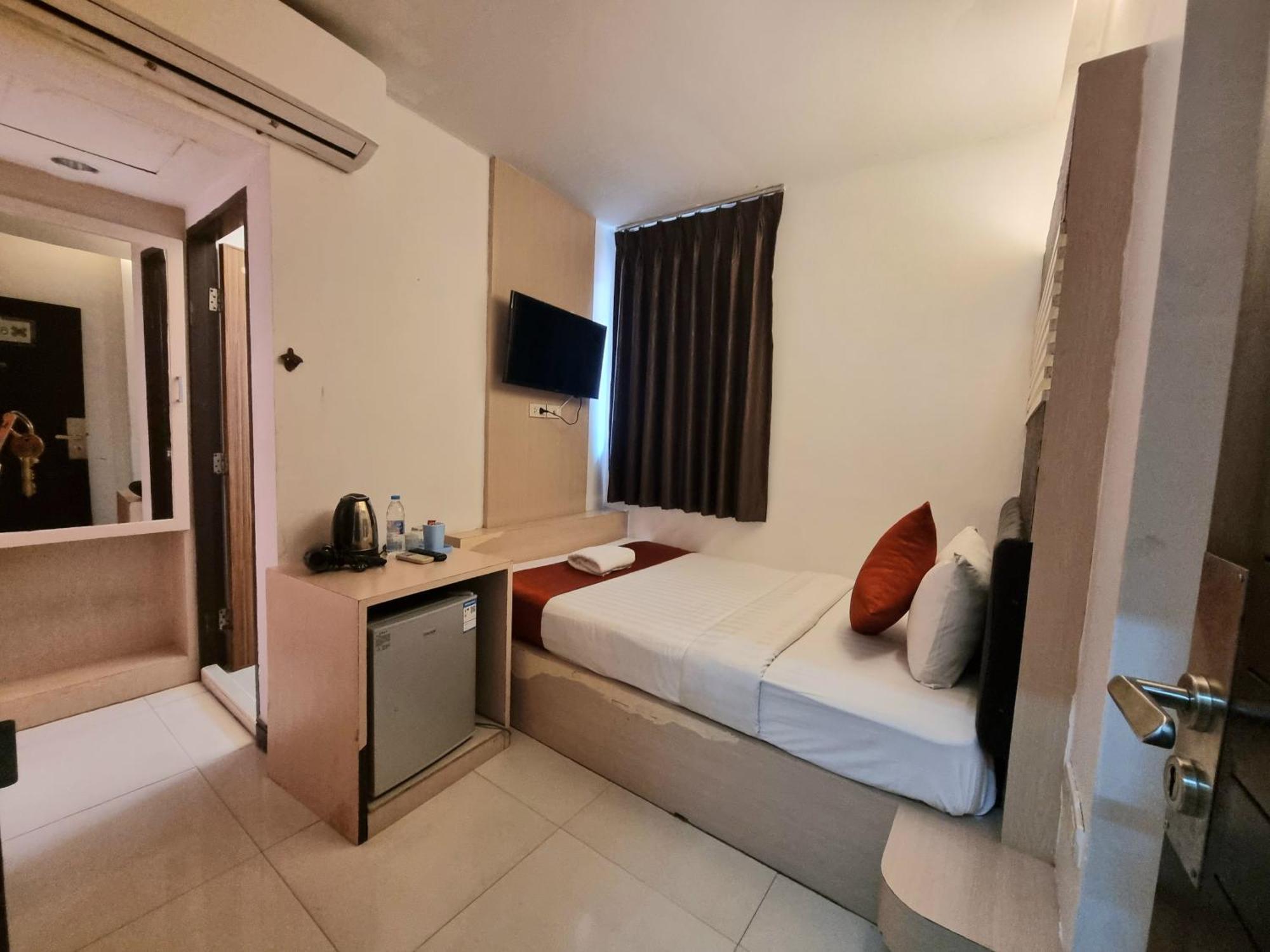 Cozi Hotel,
