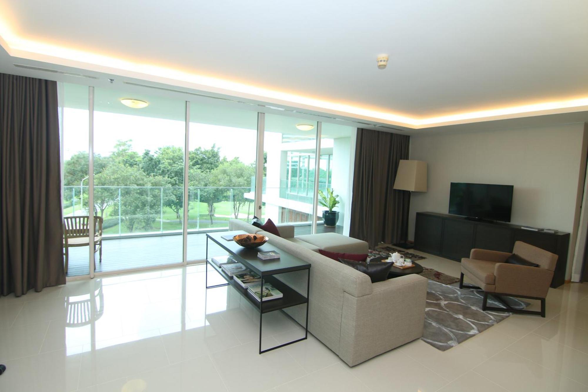 North Park Serviced Apartahotel Bangkok