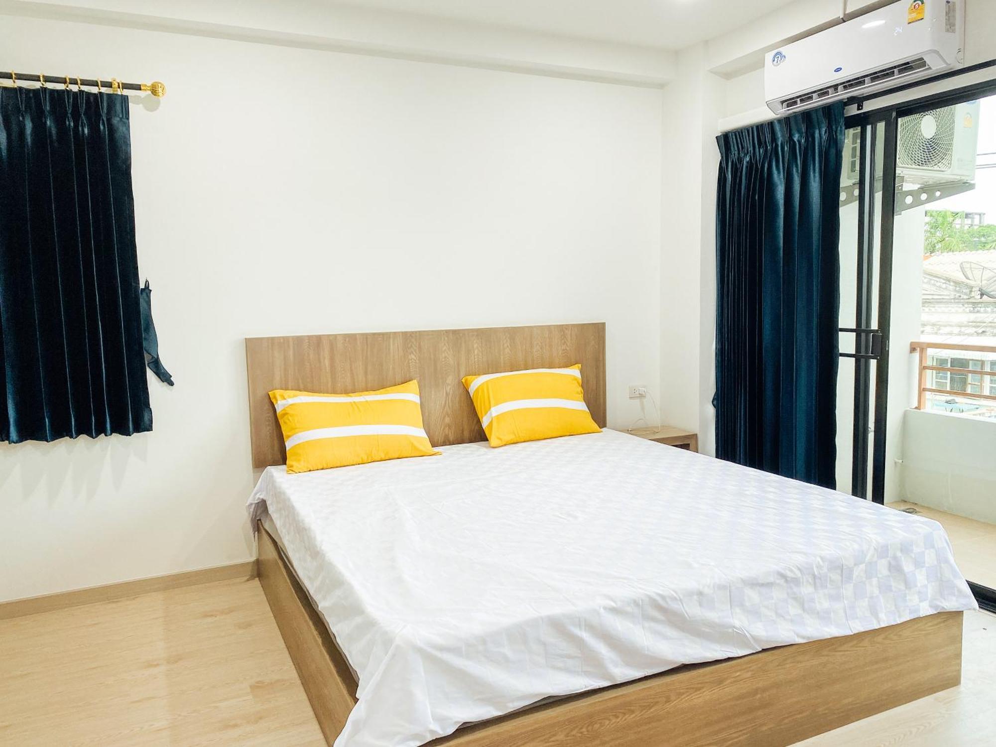 Gp House - Sukhumvit Onnut Bts Skytrain Khách sạn *