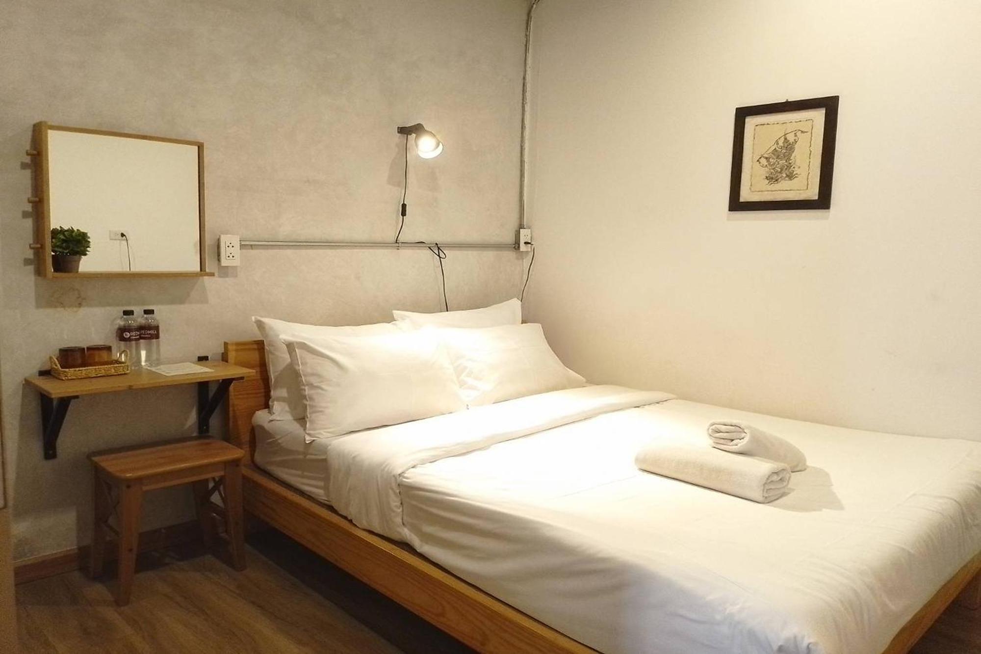 Hostal Ora *
