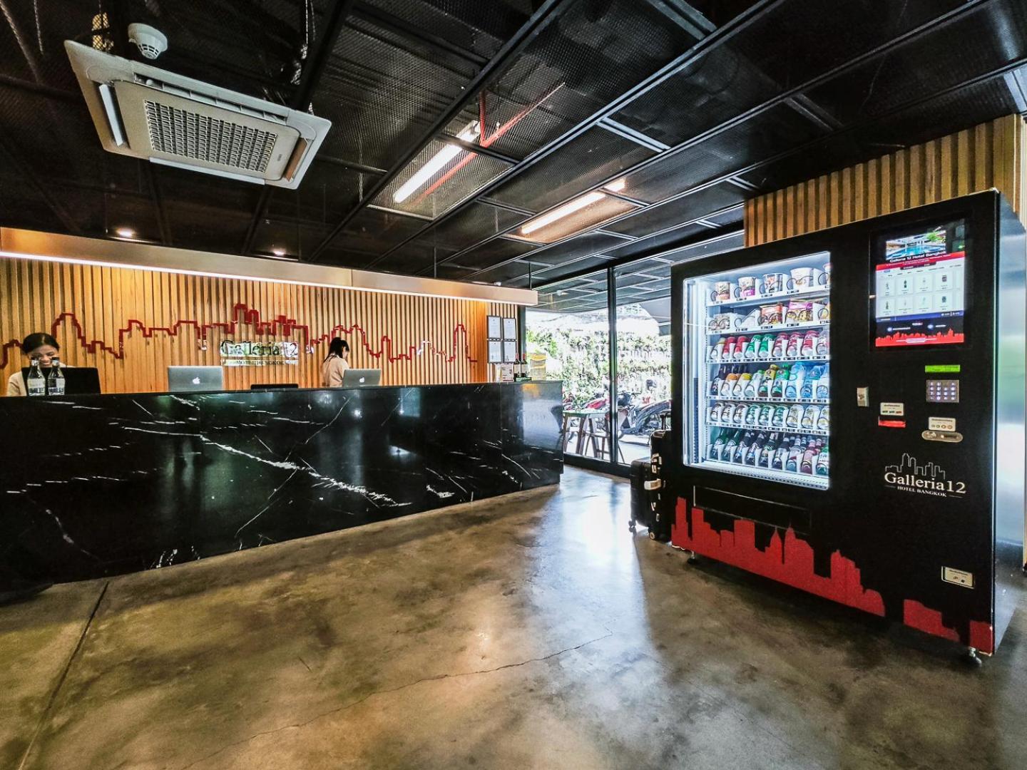 Galleria 12 Sukhumvit By Compass Hospitality Khách sạn