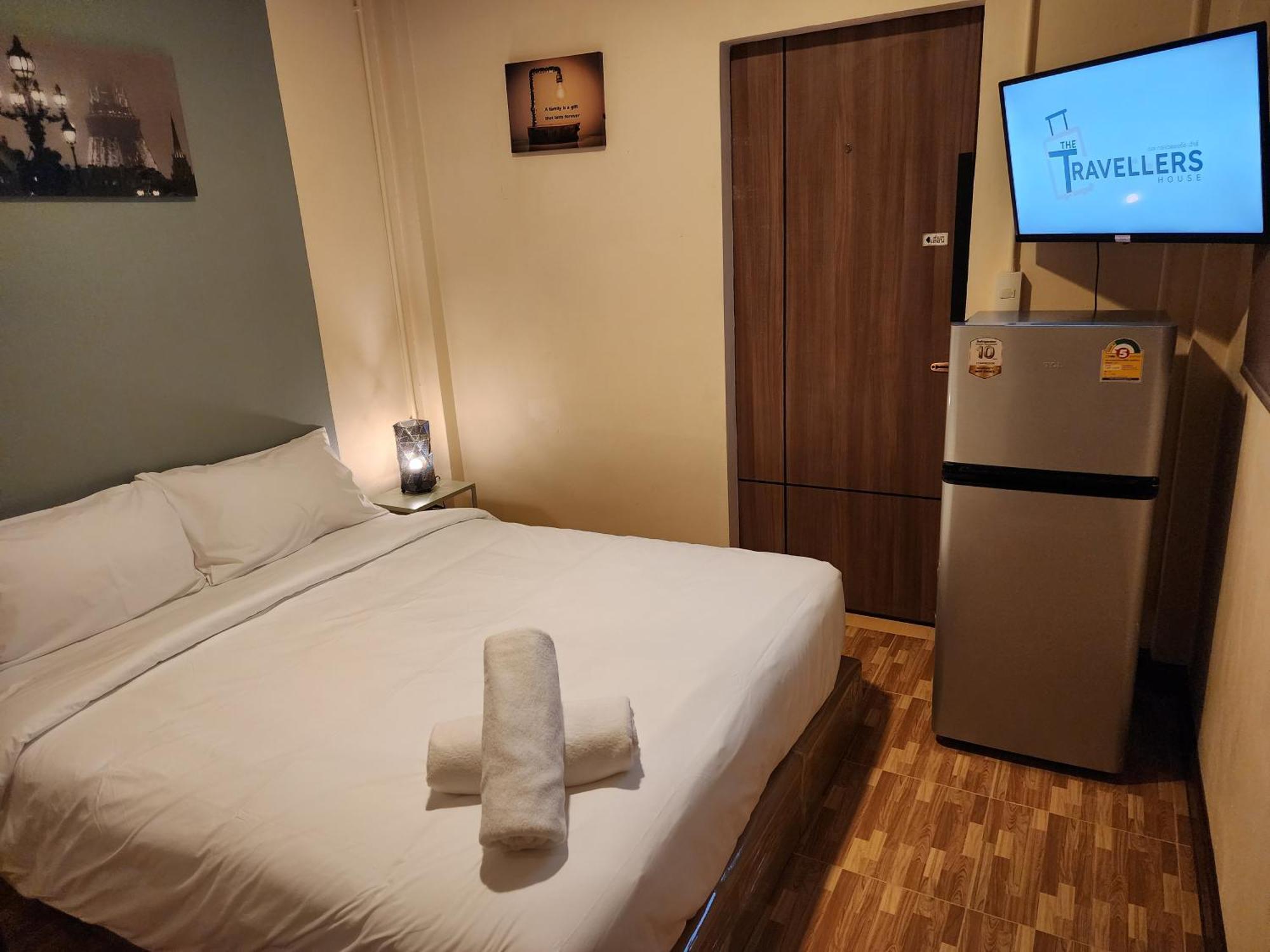 The Travellers House - Pet Friendly Gasthuis Bangkok
