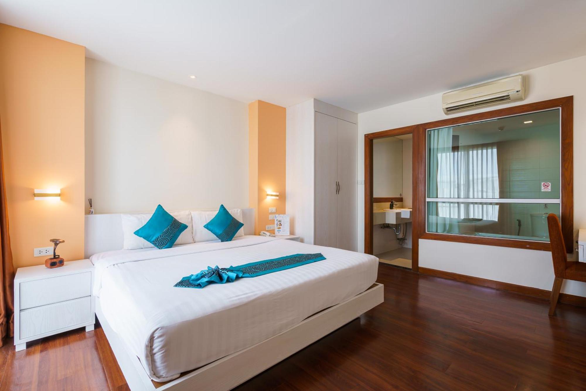 Khách sạn Lantana Bangkok