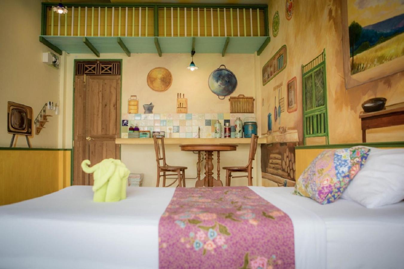 Casa de hóspedes Phranakorn-nornlen 2*